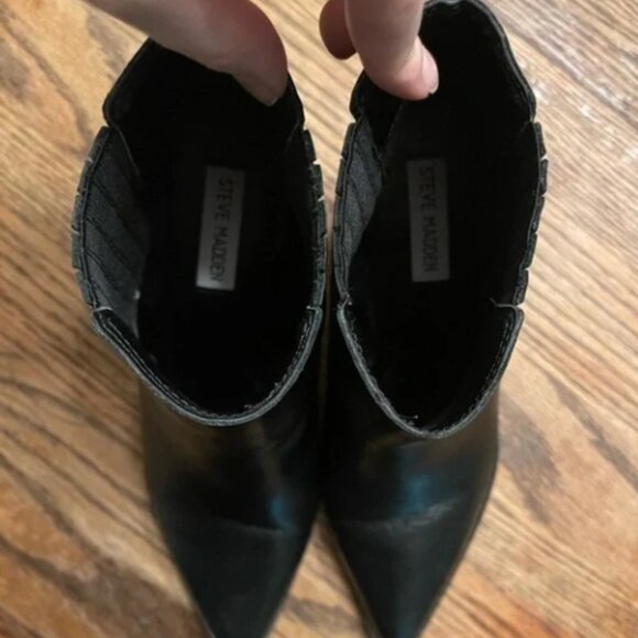 Steve Madden Block Heel Leather Bootie, Size 8.5M - Picture 3 of 6